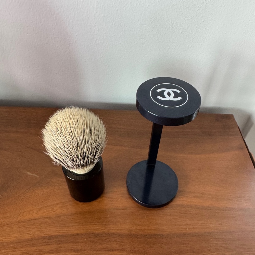 CHANEL Black Shaving Brush with Natural Bristle and Stand